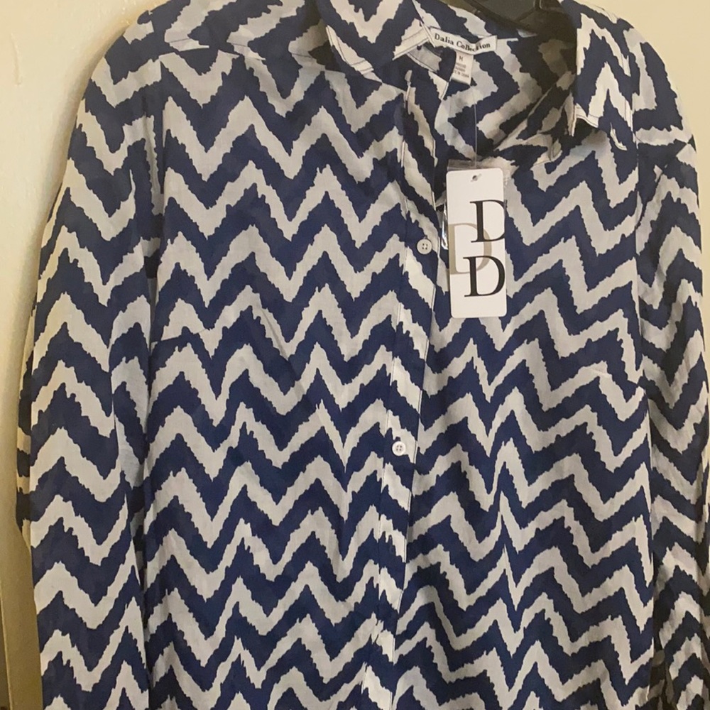 Blue and white top